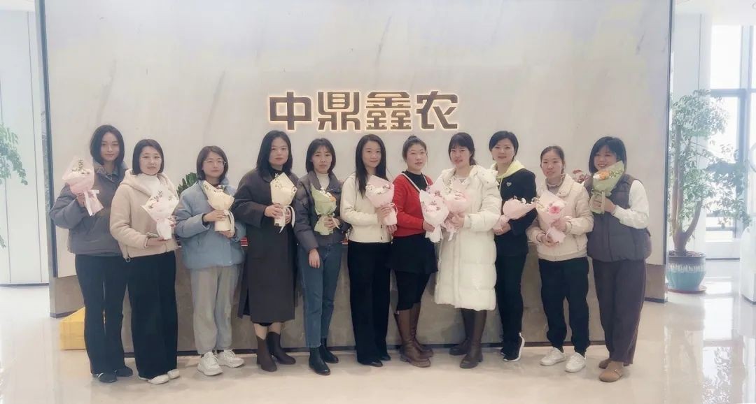 寵愛女神節(jié)，鼎鑫集團(tuán)送出花海與甜蜜驚喜！